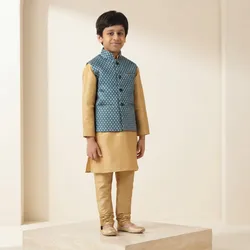 Style_Your_Story_Waistcoats__TUTUTREE