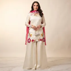 Drape_&_Shine_Embroidery__AARNAVI BRIDAL STUDIO