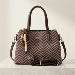 Carry_In_Style_Structured__AP JUNIVERSE