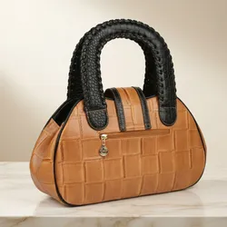 Carry_In_Style_Purses__AP JUNIVERSE