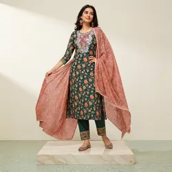 Dress_To_Impress_Festive_Collections__SUWAIRA ENTERPRISES