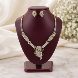 Shine_&_Adorn_Gold__ELARIS