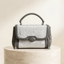 Bag_The_Look_Elegant__SS ESSENTIALS