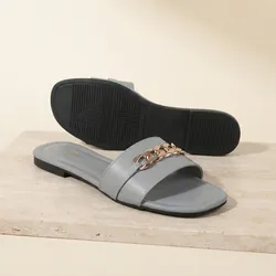 Step_Into_Style_Sneakers__CLOSKO