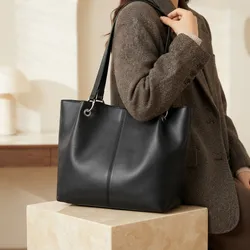Carry_In_Style_Shoulders__RAEZ