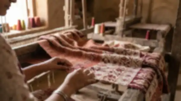 Content_and_Media_Woven_by_Hand,_Worn_Daily__undefined